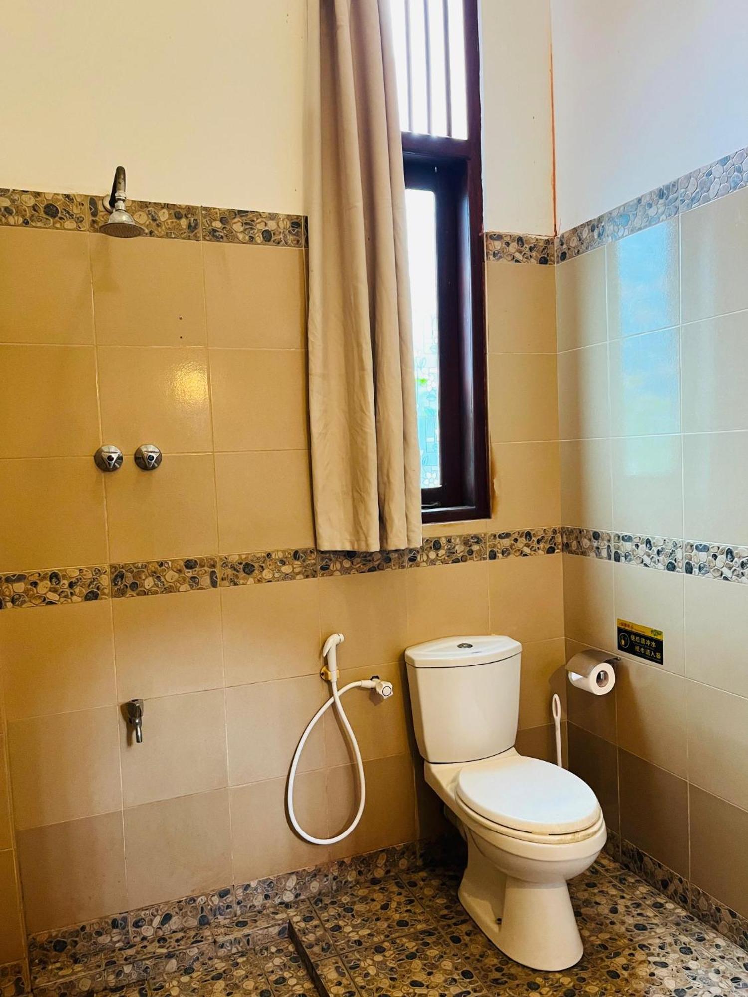 Hotel Blue Bird Negombo Kültér fotó